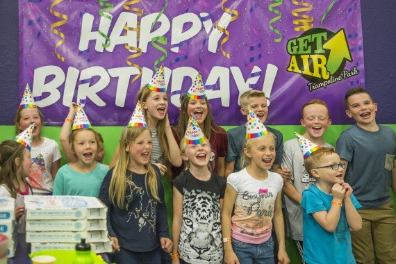 kids birthday party at get air